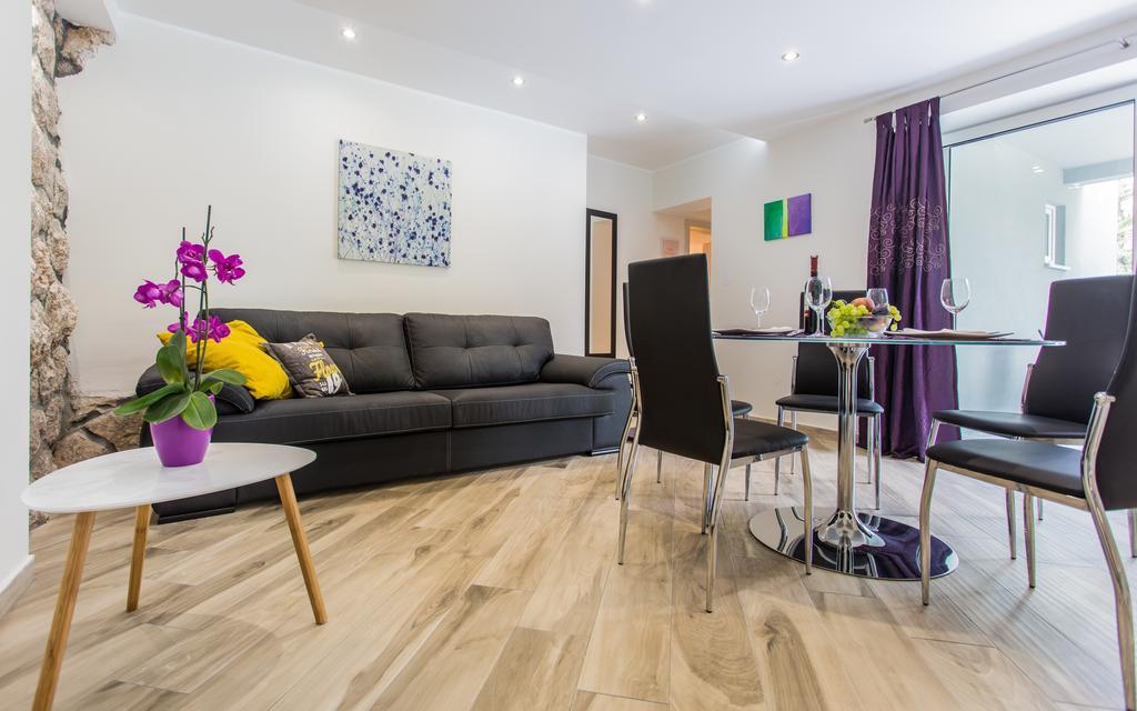 Sunrise Apartment ริซิกา ภายนอก รูปภาพ